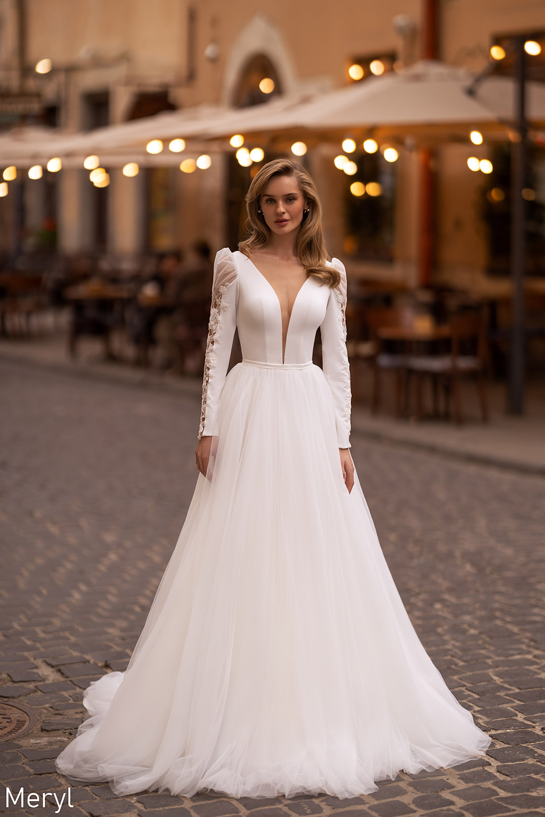 фото моделі