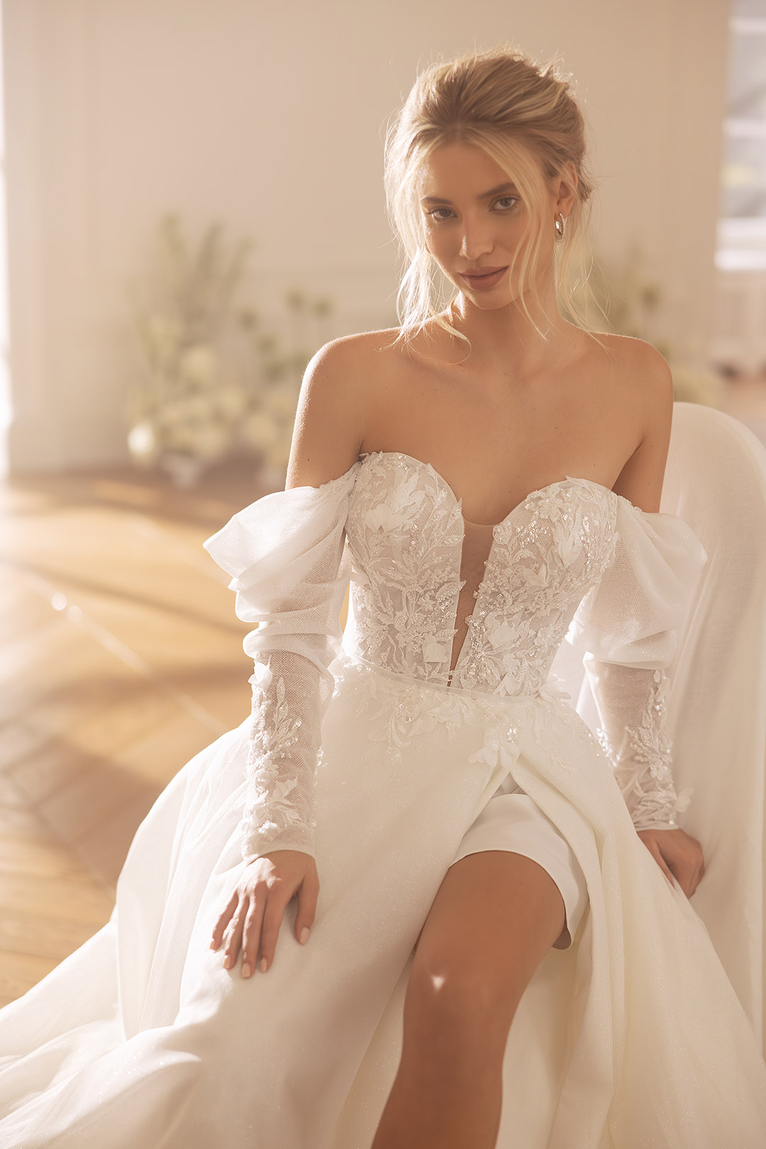 фото моделі