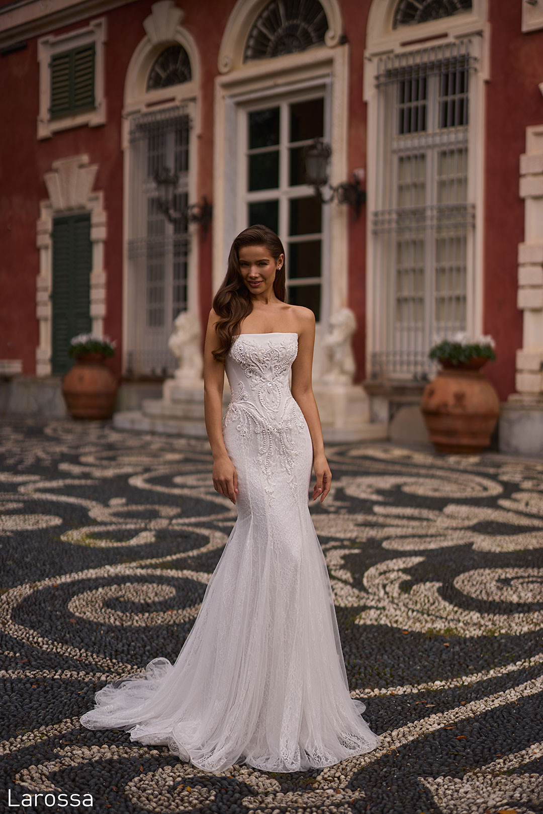 фото моделі