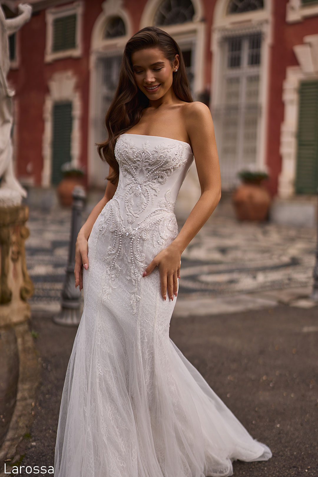 фото моделі